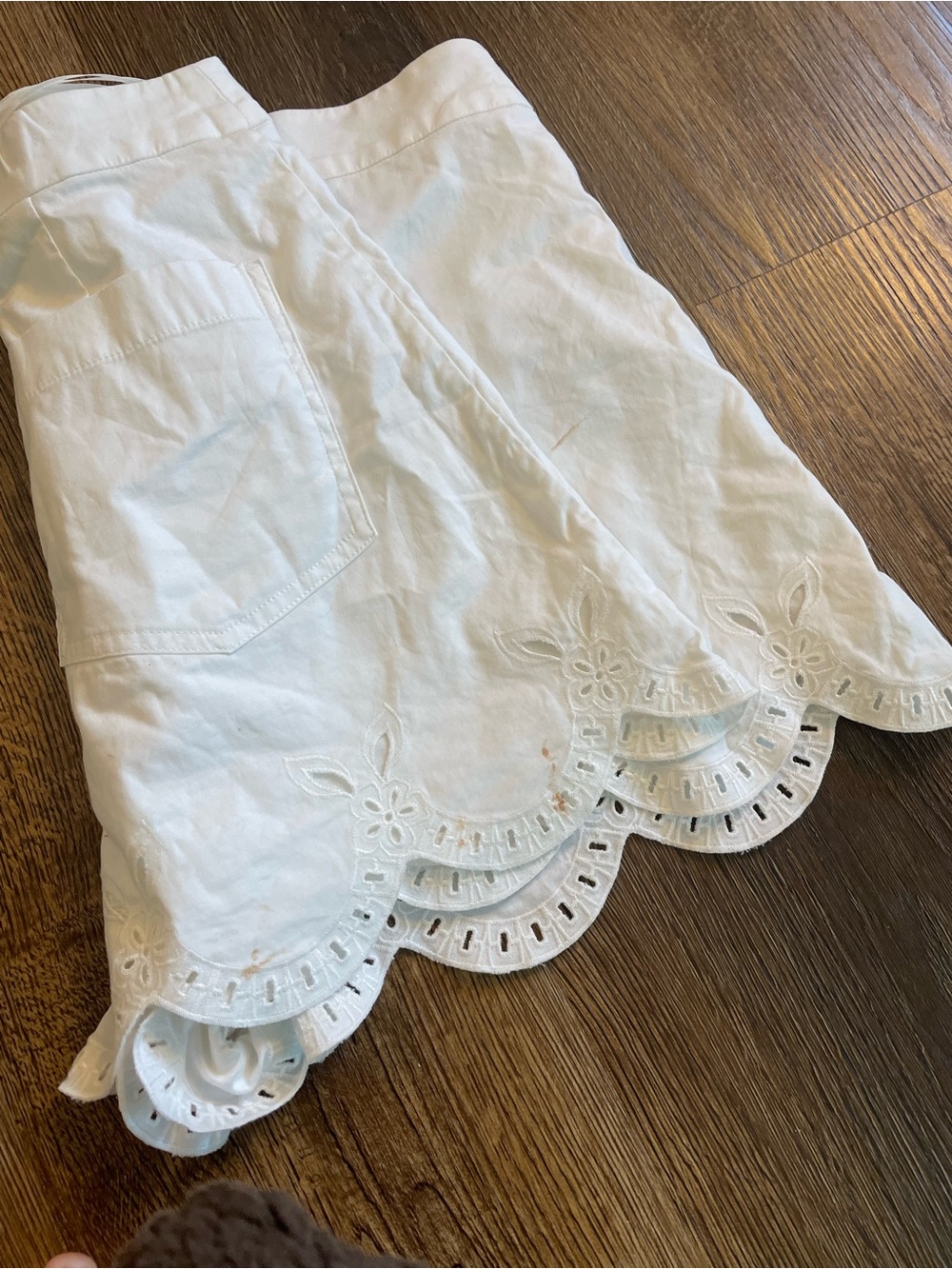 Reformation White Eyelet Scallop-Hem Women’s Shorts size 4 - Picture 5 of 5